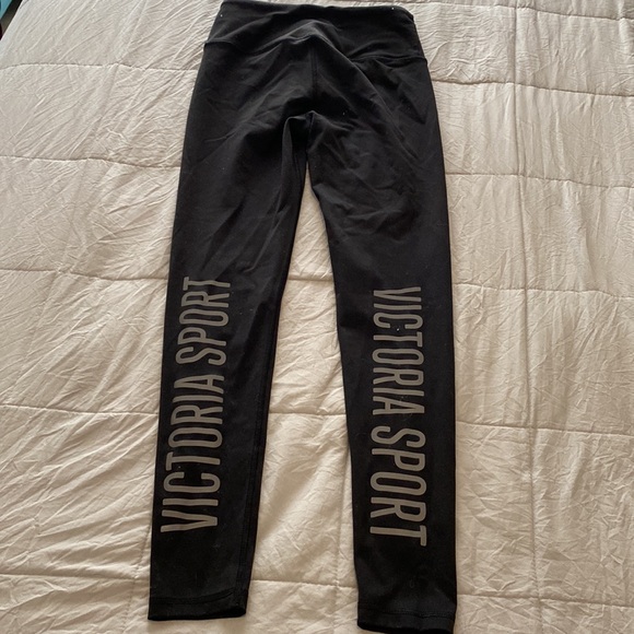 Victoria’s sport knockout leggings - Picture 4 of 4